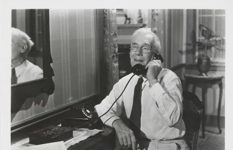 Mann am Telefon