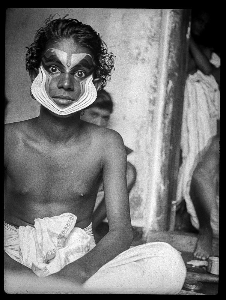 Ballerino Kathakali, uomo truccato