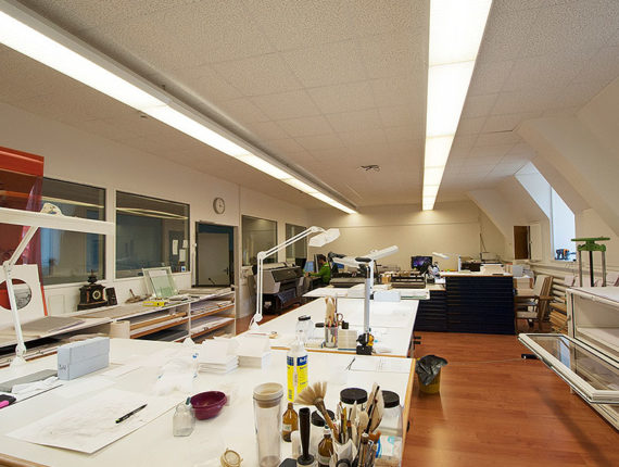 Ateliers für Konservierungs-, Restaurierungs- und Digitalisierungsarbeiten.
Foto: Schweizerisches Institut zur Erhaltung der Fotografie (ISCP), Neuchâtel